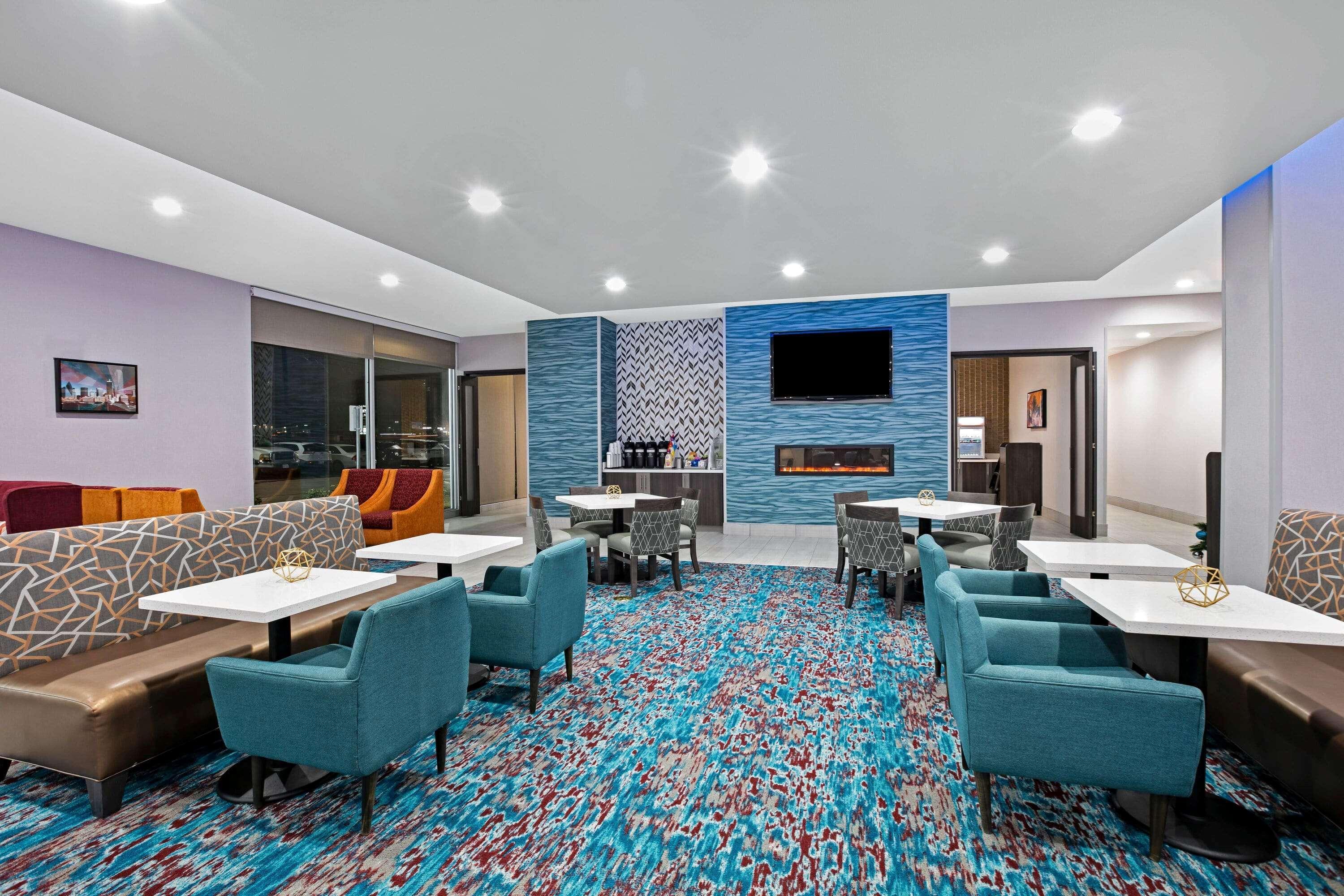 La Quinta Inn & Suites Dfw West-Glade-Parks Йулісс Екстер'єр фото