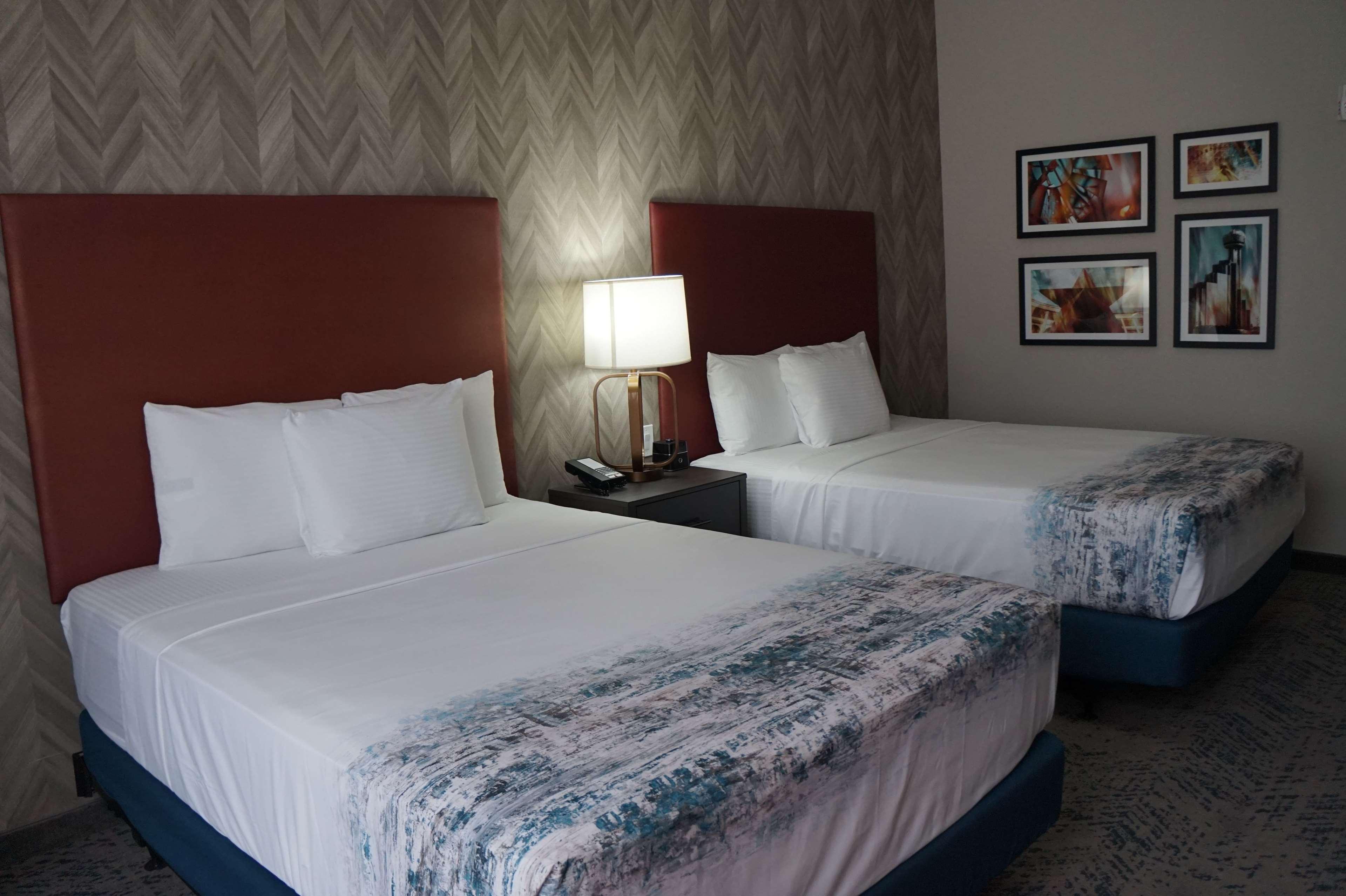 La Quinta Inn & Suites Dfw West-Glade-Parks Йулісс Екстер'єр фото